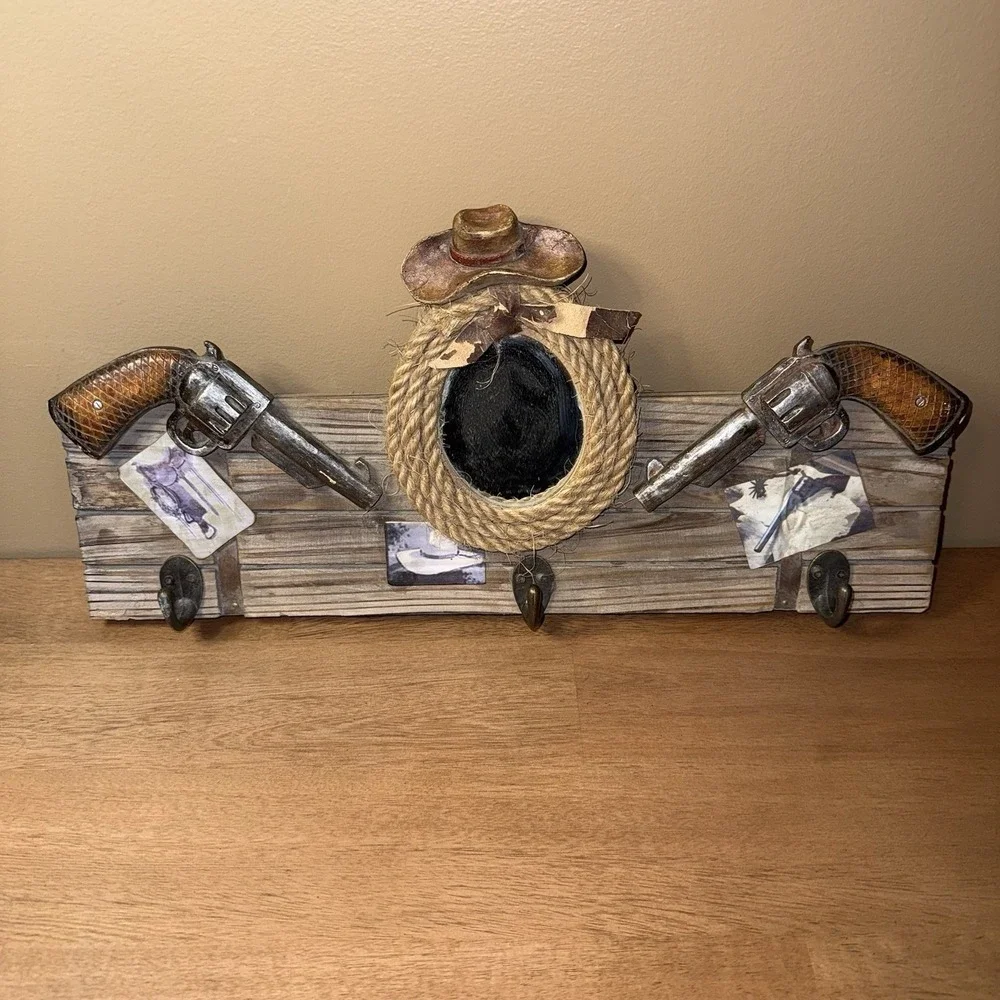 Western Cowboy Wall Rack 3 Hooks Revolver Pistol Rope Hat Rustic Wood Decor